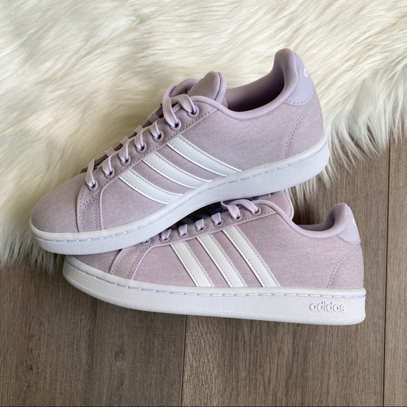 NWT Adidas Grand  Court  Women’s Shoes - Picture 9 of 10